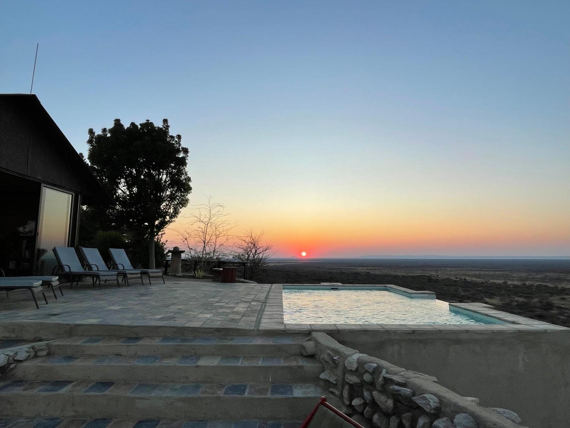 Aloegrove Safari Lodge オチワロンゴ エクステリア 写真