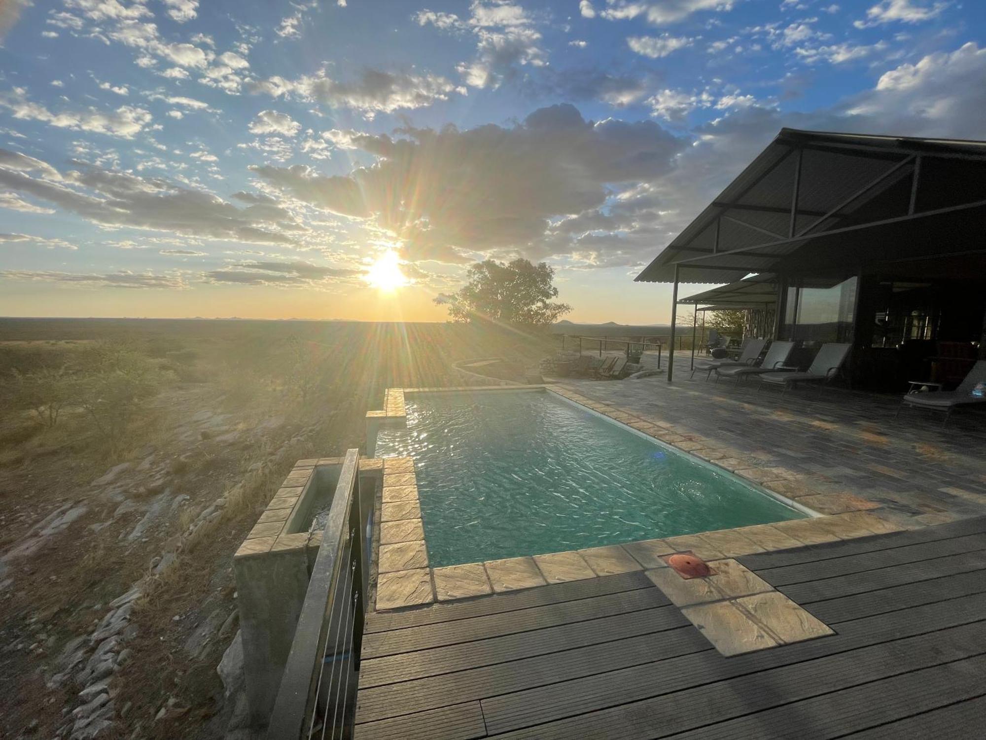 Aloegrove Safari Lodge オチワロンゴ エクステリア 写真